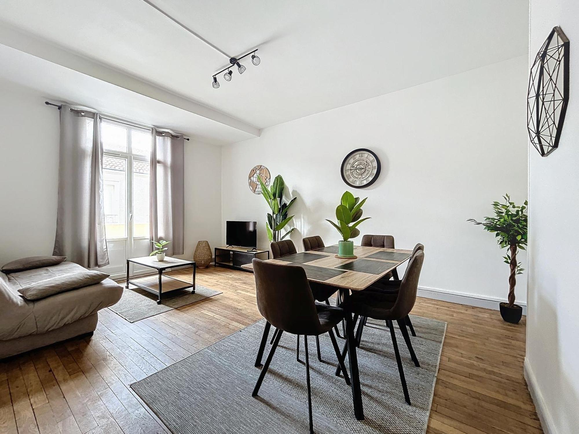 Appartement Le 3-F2 Centre Historique à Montluçon Extérieur photo